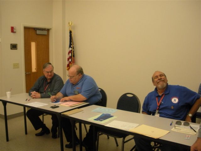 General Class March 2010 012.jpg - JTRG's first and very successful "General Upgrade" class. Thank you to the VE team. (Not all pictured) Bert Moreschi-AG4BV, Mike Stowe - N2ROU, Kevin Jackson-W4JKJ, Warren Rothberg - W4W4, David Fowler - K4DLF.